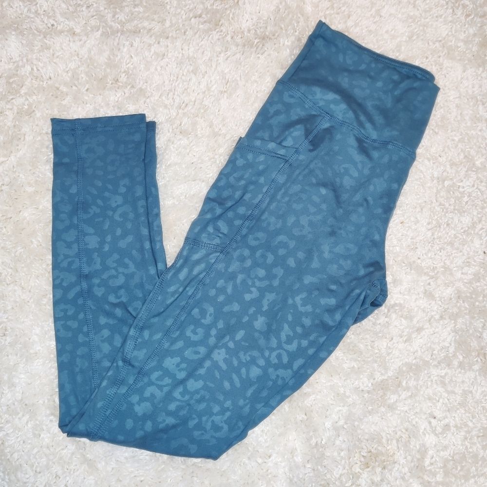 High Waisted Leopard Print Teal Athletic Leggings NWT - Picture 5 of 10